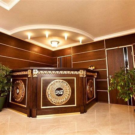 تفير Crystal Palace Hotel المظهر الخارجي الصورة